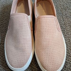 Gap slip on shoes